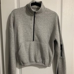 PrettyLittleThing Sweatshirt
